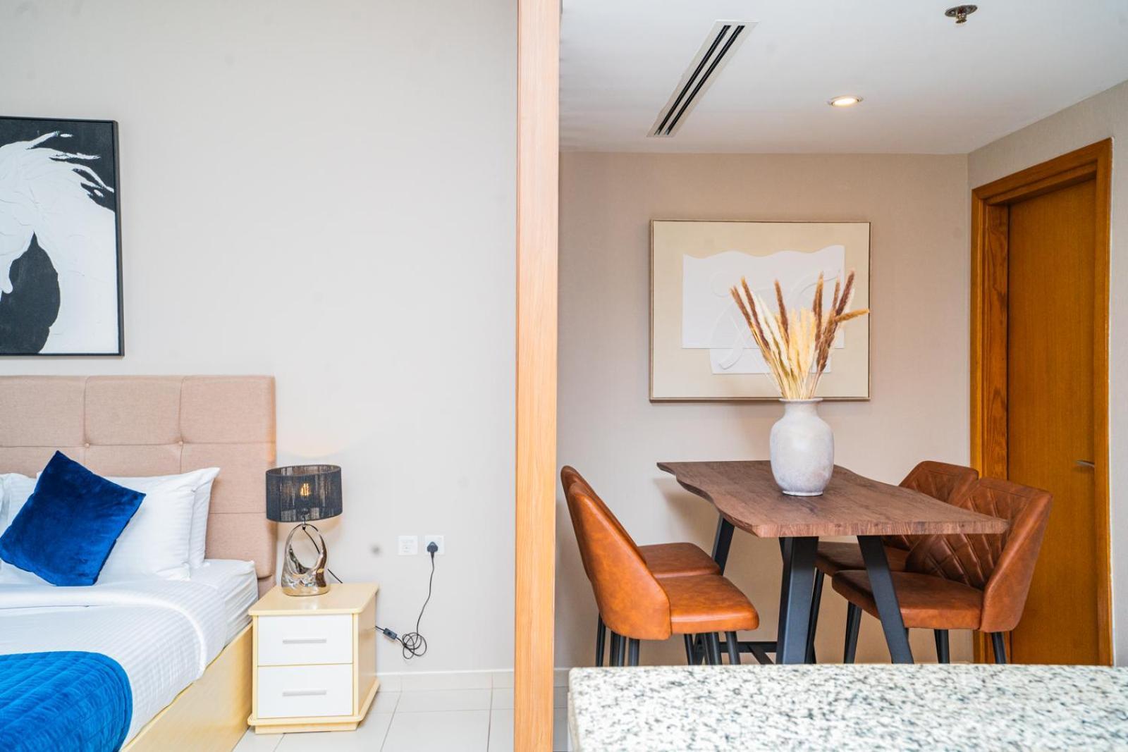 अपार्टमेंट Escape 24 Homes - Bay Square - Business Bay *