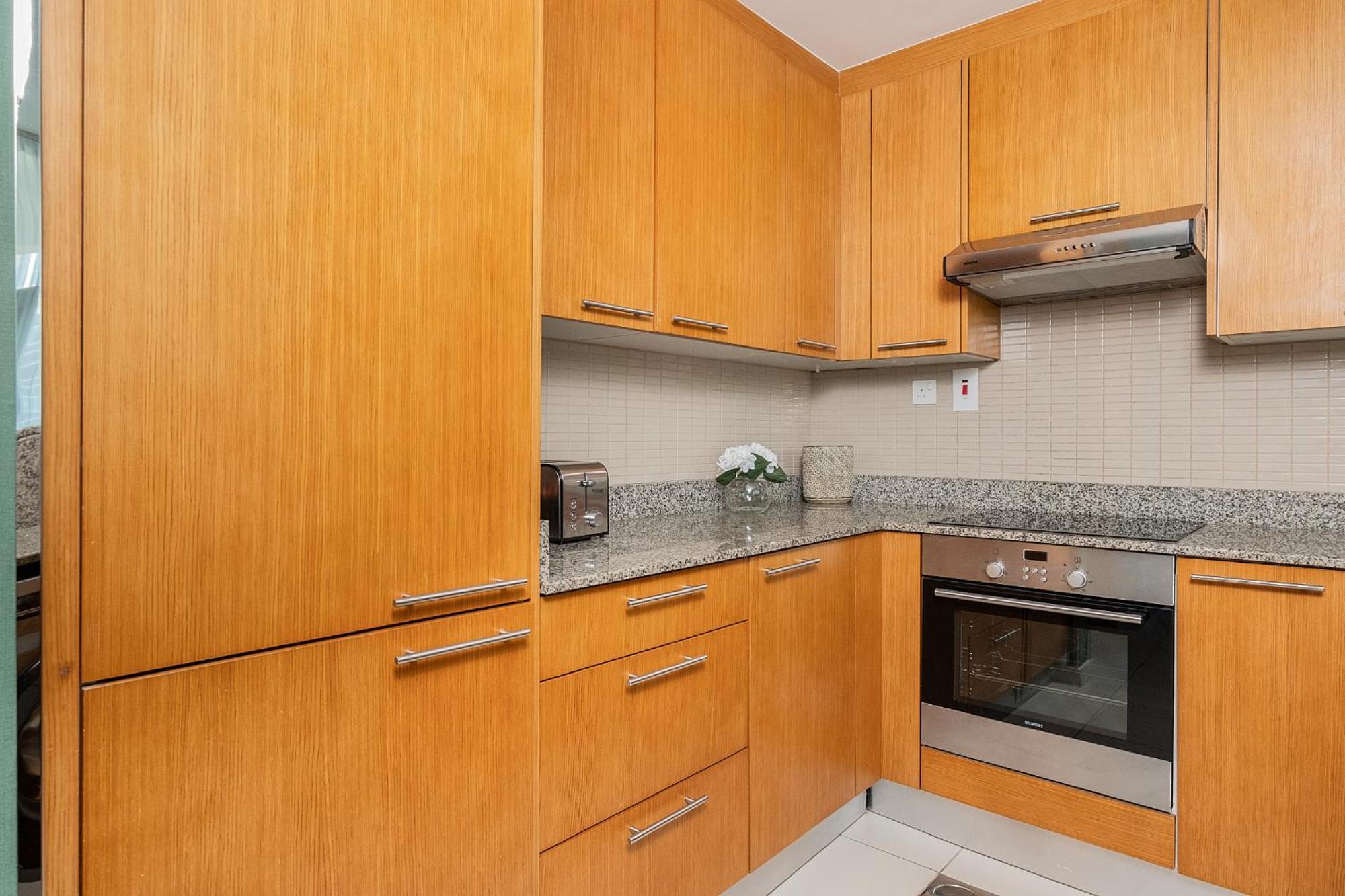 अपार्टमेंट Escape 24 Homes - Bay Square - Business Bay