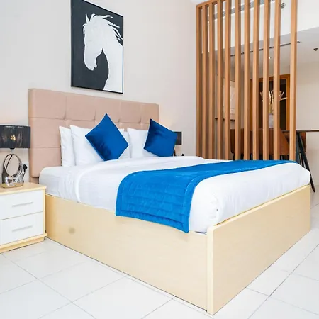 Escape 24 Holiday Homes - Bay Square - Studio Business Bay Dubai Exterior photo