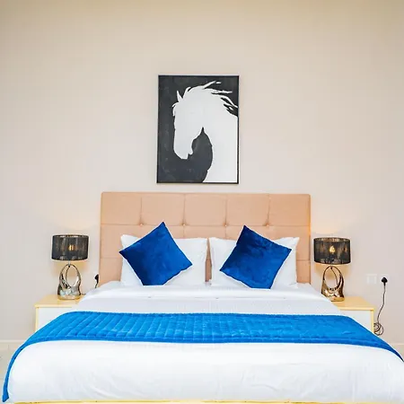 Escape 24 Holiday Homes - Bay Square - Studio Business Bay Dubai Exterior photo