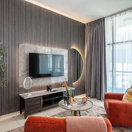 Escape 24 Holiday Homes - Bay Square - Studio Business Bay Dubai Exterior photo